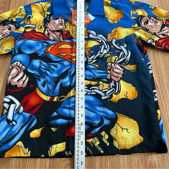 Superman Boy’s Shirt Large 14-16 All Over Print Short Sleeve Button Up - Picture 3 of 6